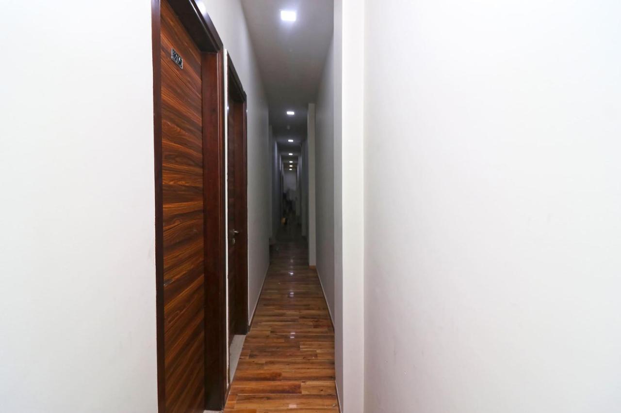 Pānīpat Oyo 38799 Savoy Guest House מראה חיצוני תמונה